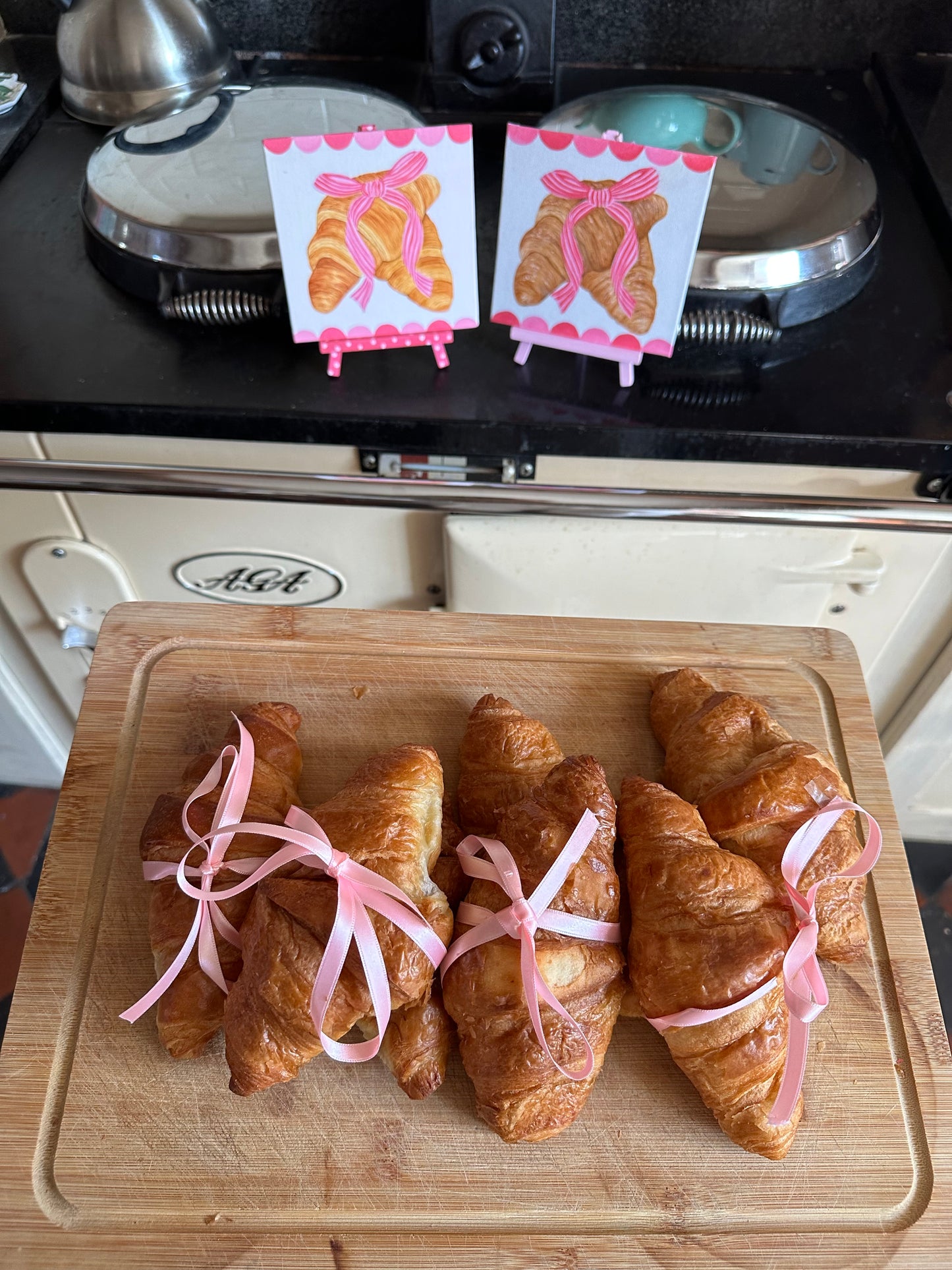 Le Petit Croissant | Paint Pack